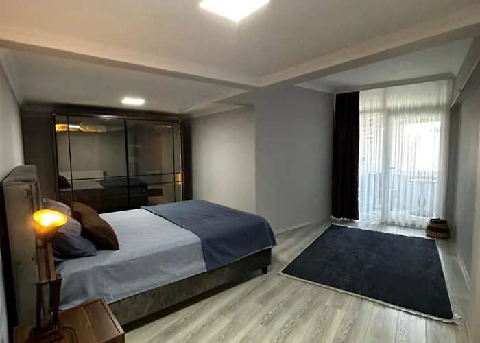 Whole At The Heart Of Sisli Nisantasi K Apartment